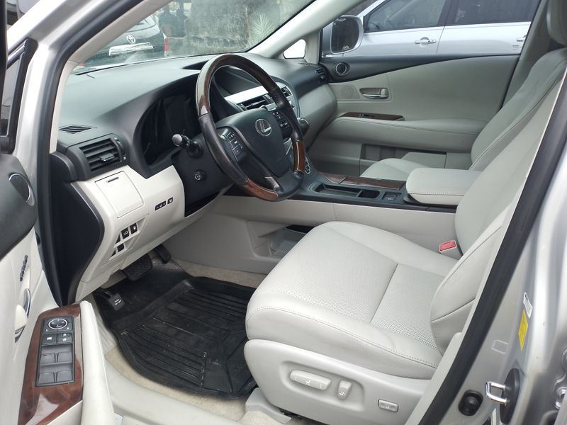 Thumbnail 8 of 2012 Lexus RX